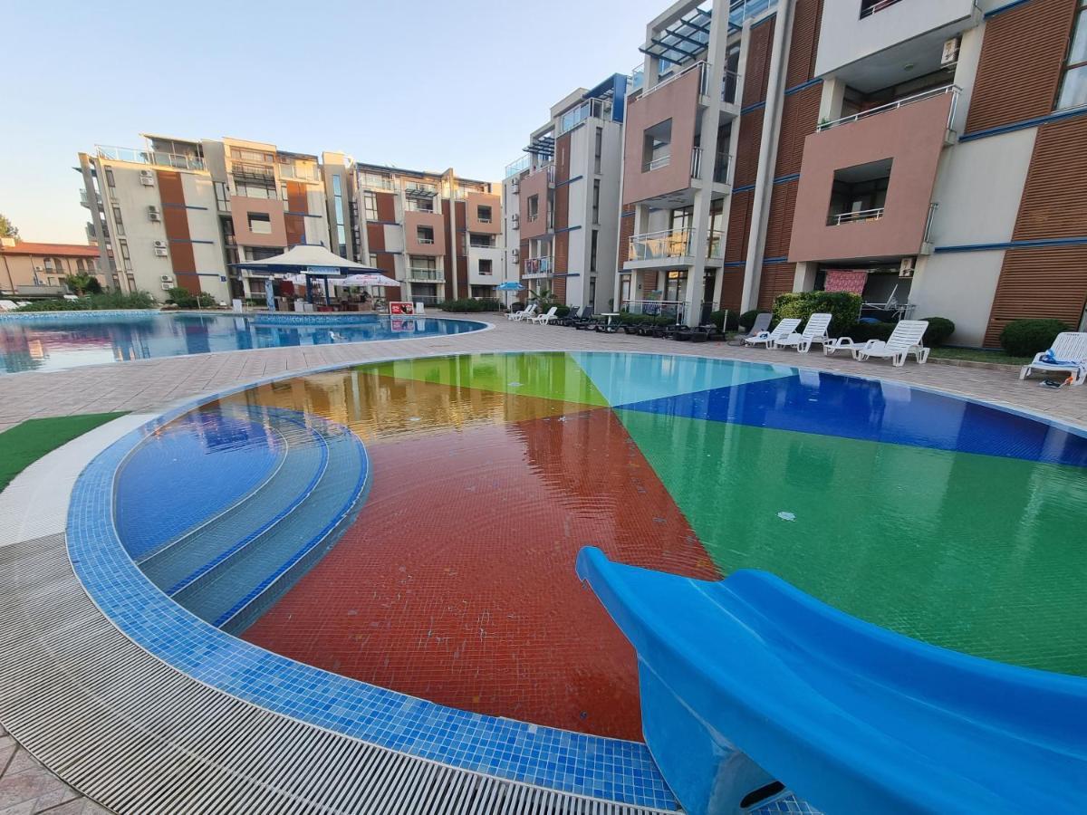 Studio Apartment With Balcony 300M From Beach Sunny Beach Exterior foto