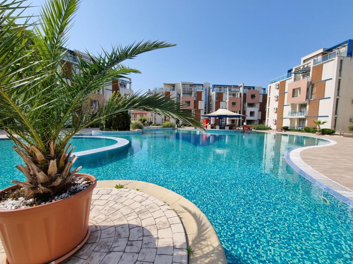 Studio Apartment With Balcony 300M From Beach Sunny Beach Exterior foto